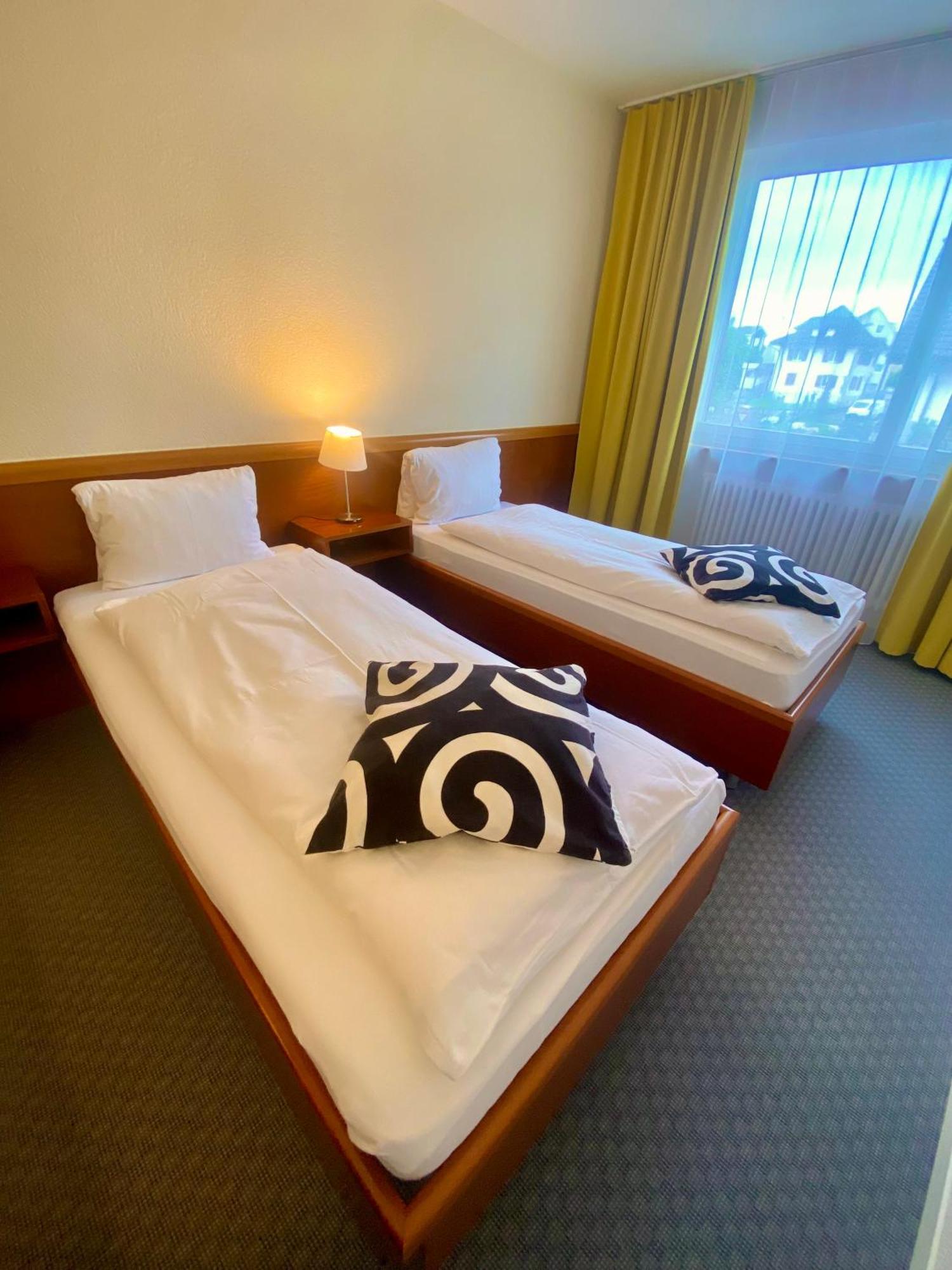 Zum Roten Loewen Mini-hôtel Hildisrieden