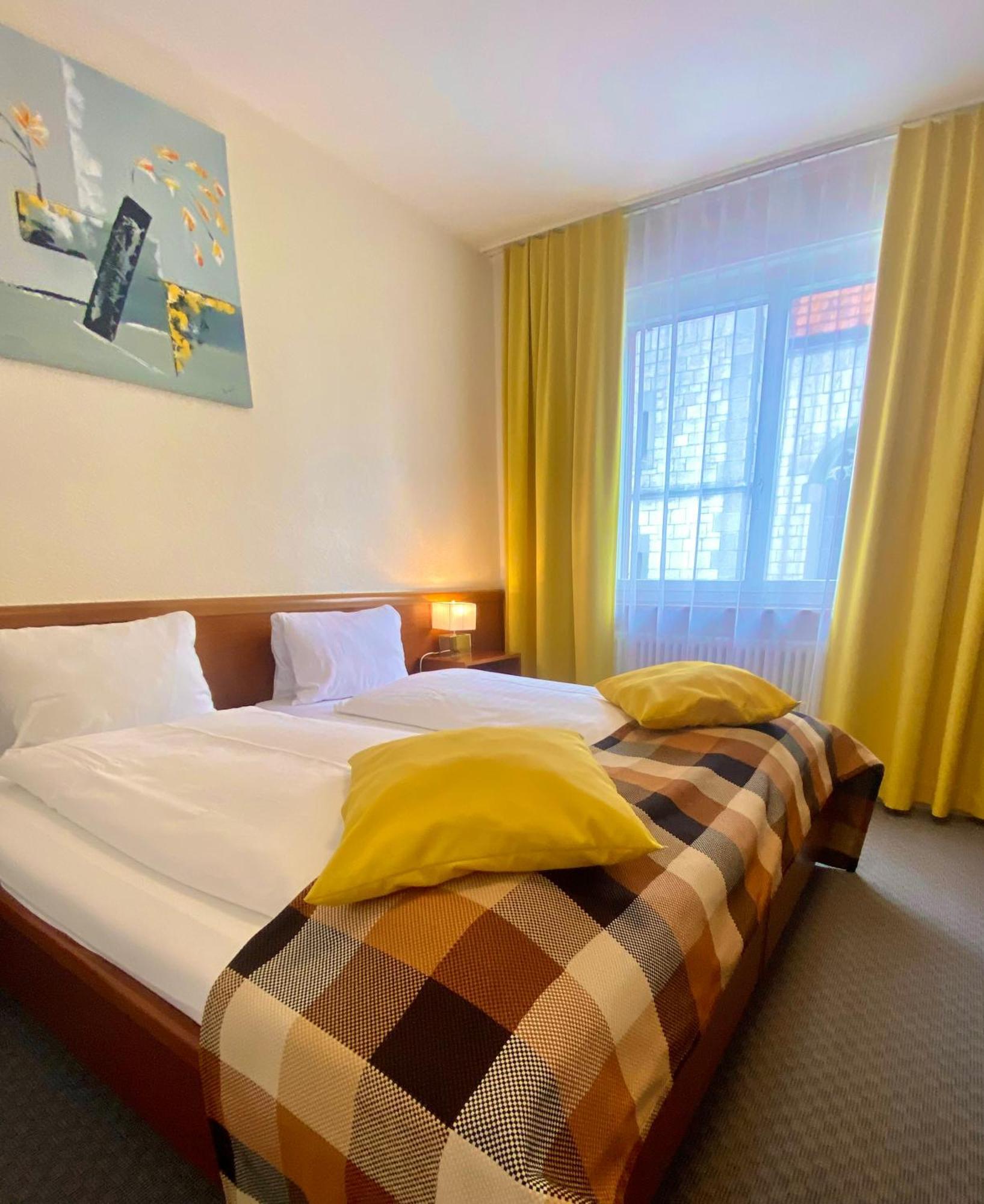 Zum Roten Loewen Mini-hôtel 3*